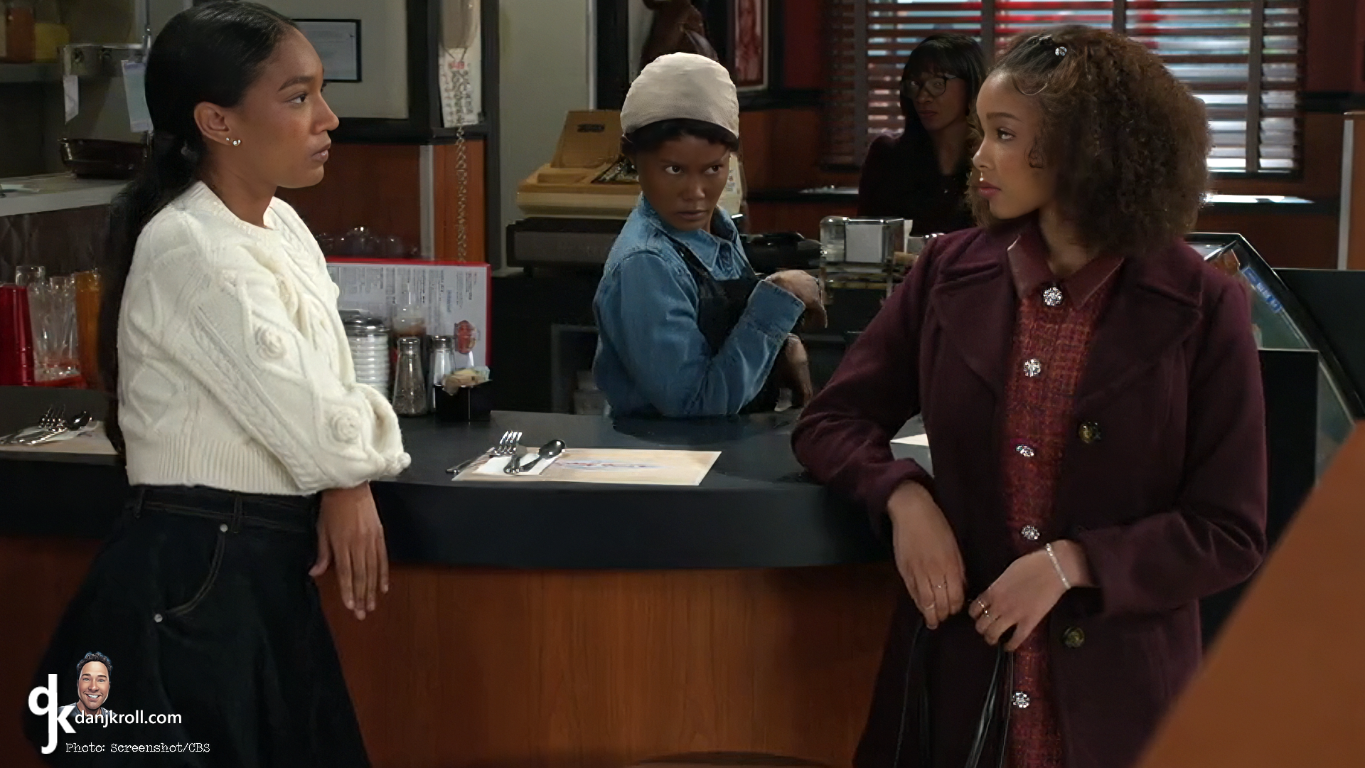 Samantha Richardson faces off with Francesca Belleclaire -- while Momma June looks on with some fierce side-eye.